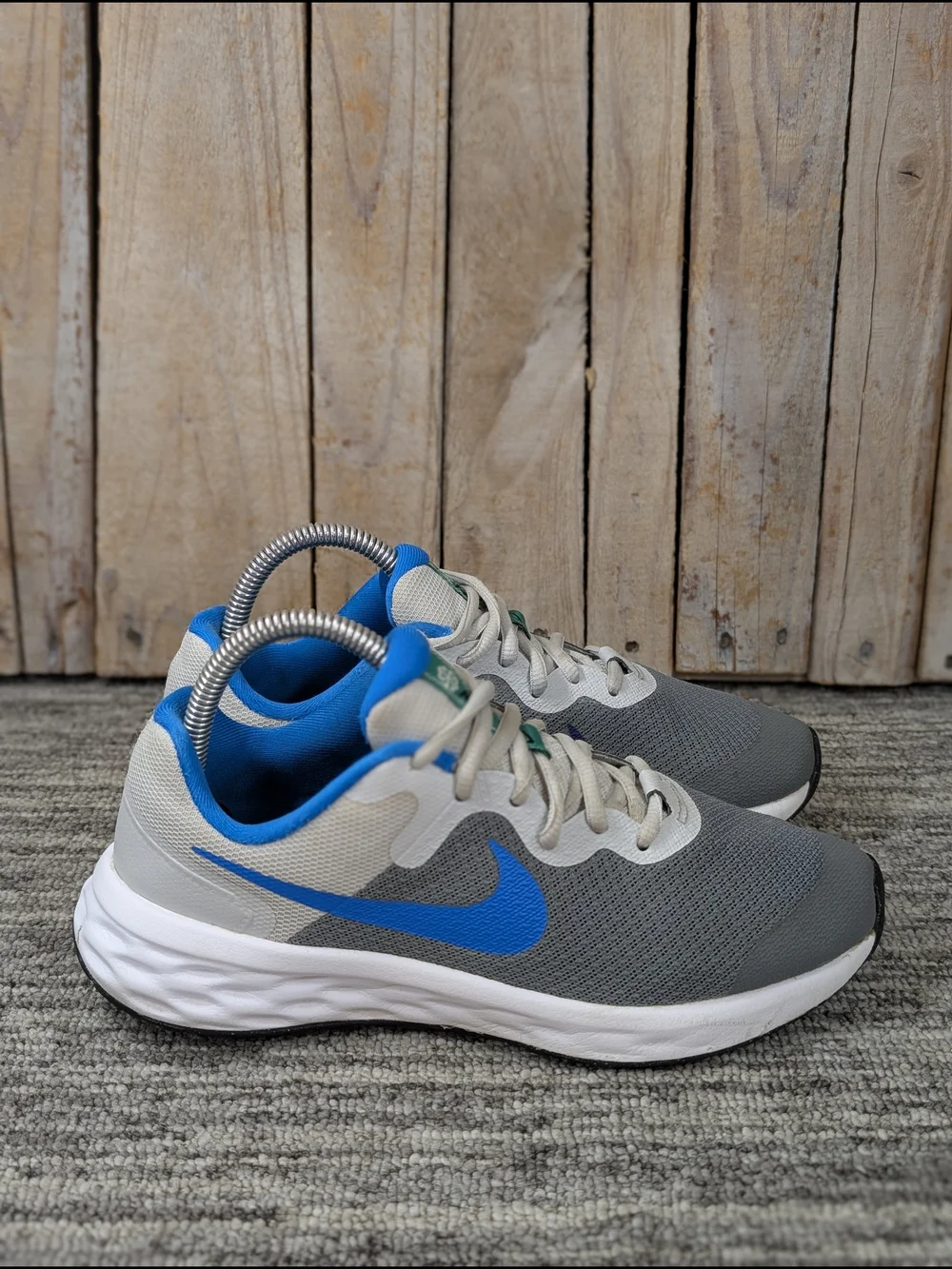 Nike: Revolution 6 Next Nature - DD1096-008 - Size 5.5Y/7 Women